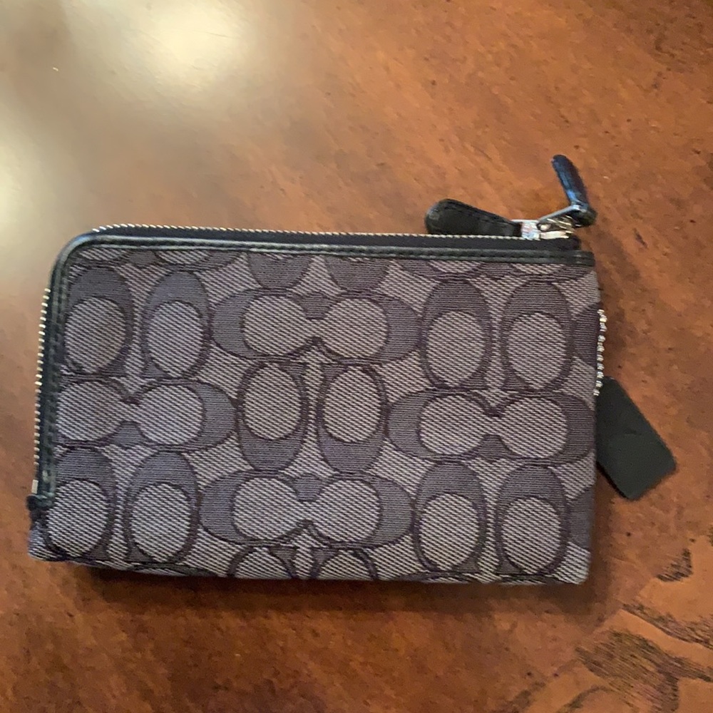 Women’s Coach handbag-black denim - Picture 9 of 10